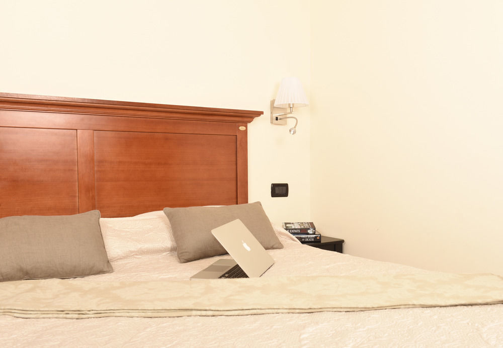 Residenza Roma Hotel Екстериор снимка